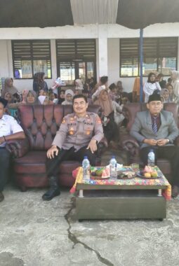 Kapolsek Cimarga Polres Lebak menghadiri Tasyakuran Pelepasan Siswa Kelas IX SMP Negeri 6 Cimarga