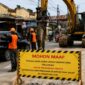 Foto Ist: Alat berat milik Dinas Bina Marga dan Sumber Daya Air (DBMSDA) Kabupaten Tangerang tengah melaksanakan pekerjaan rekonstruksi dan peningkatan infrastruktur sebagai bagian dari program penanganan 76 ruas jalan dan jembatan di 29 kecamatan.